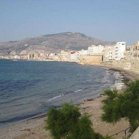 Corso Vittorio Apartment Trapani Exteriör bild